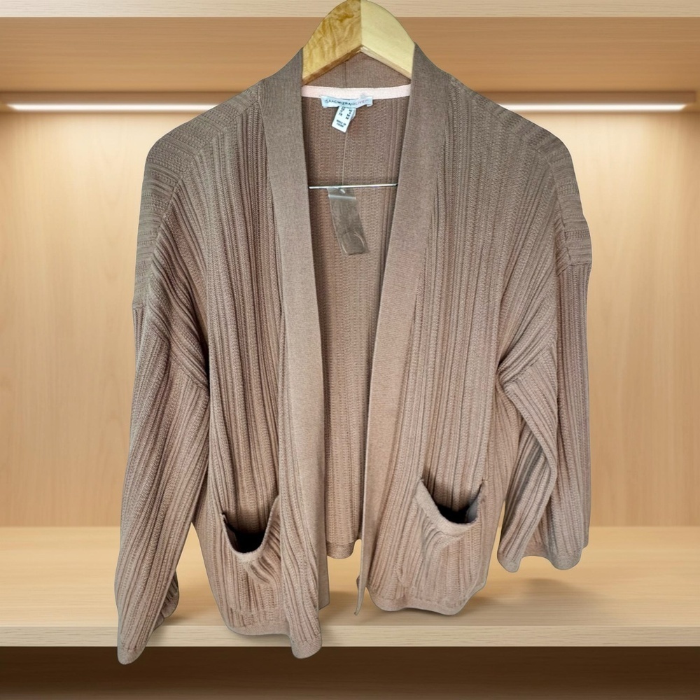 Isaac Mizrahi Live! Cardigan Sweater Preppy,light cocoa, easy style,academia